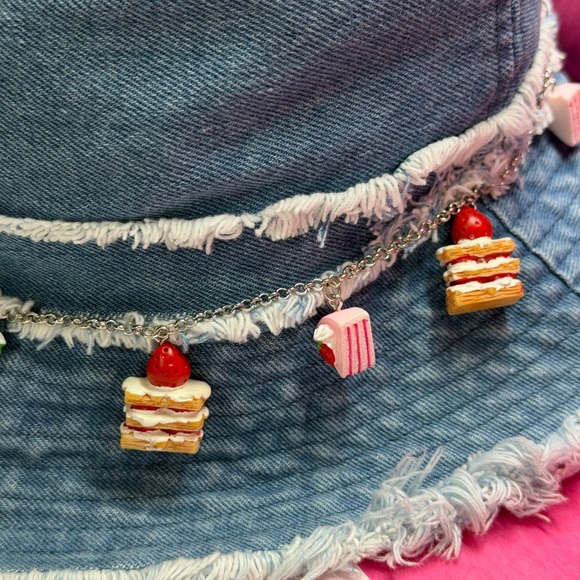 Levi's Blue Denim Bucket Hat - Picture 10 of 14